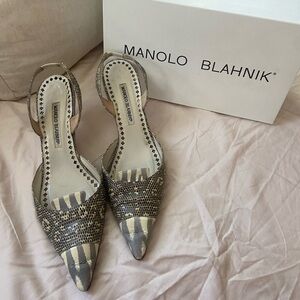 Manolo Blahnik short heel sling back